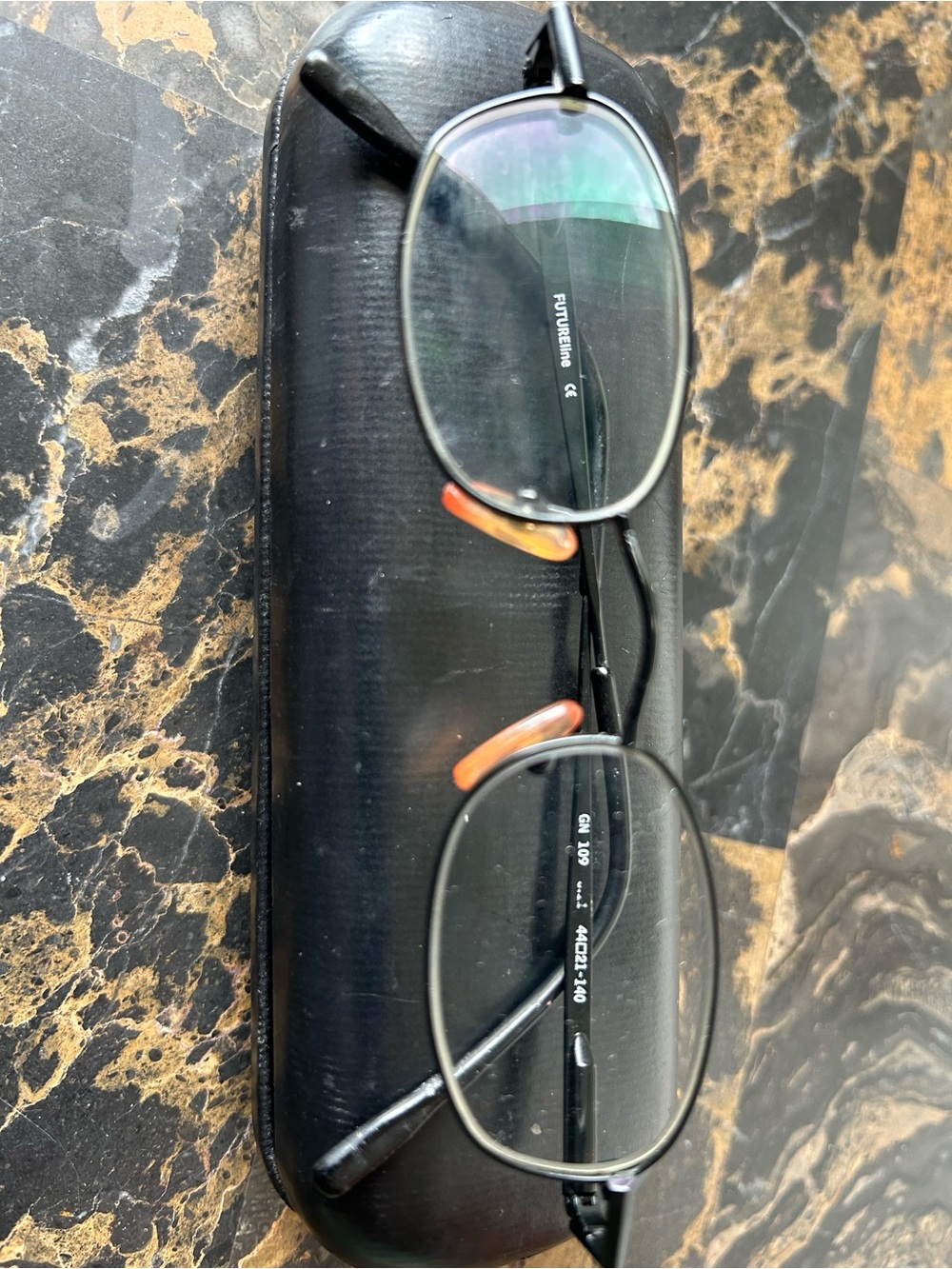 Men’s Black Metal Frame Reading Glasses with Orange Nose Pads